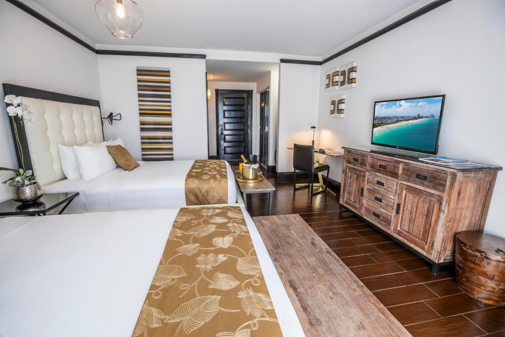 Hotel Croydon Main image